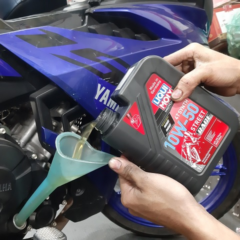 nhot liqui moly 4t synth 10w50 cho tay côn