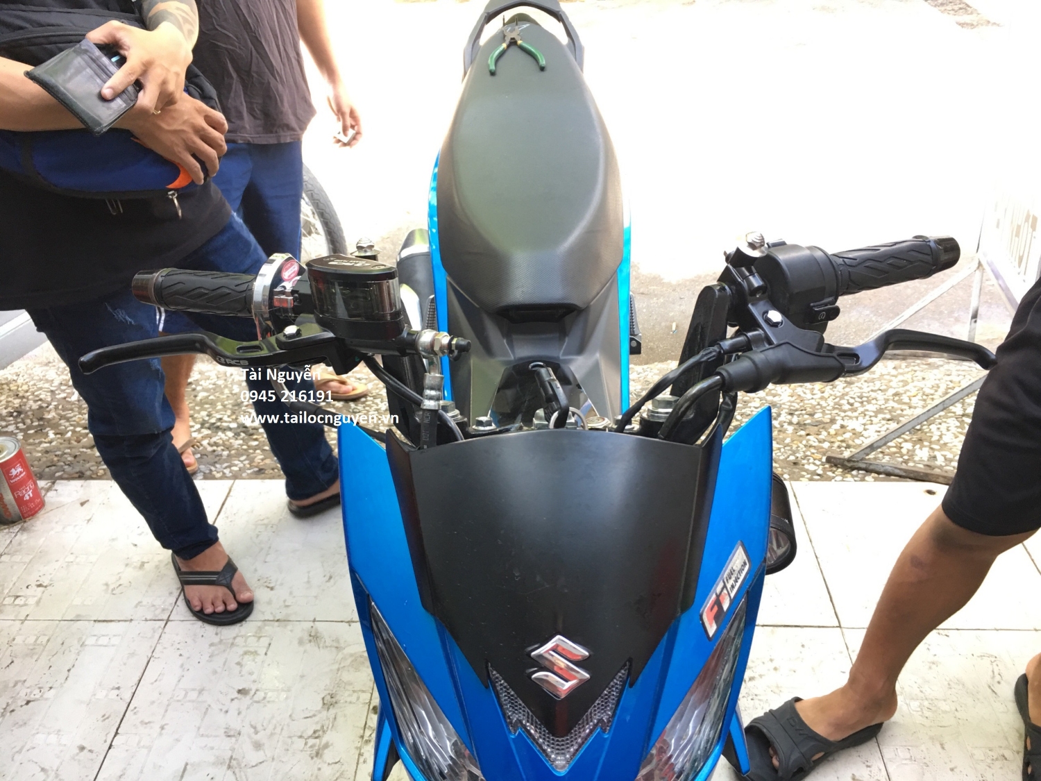 eb650ae9de5b3005694a